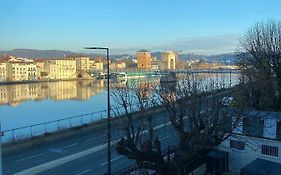 Appartement Avec Superbe Vue Sur Le Rhone